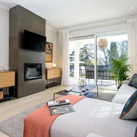 Genteel El Brillante Villa